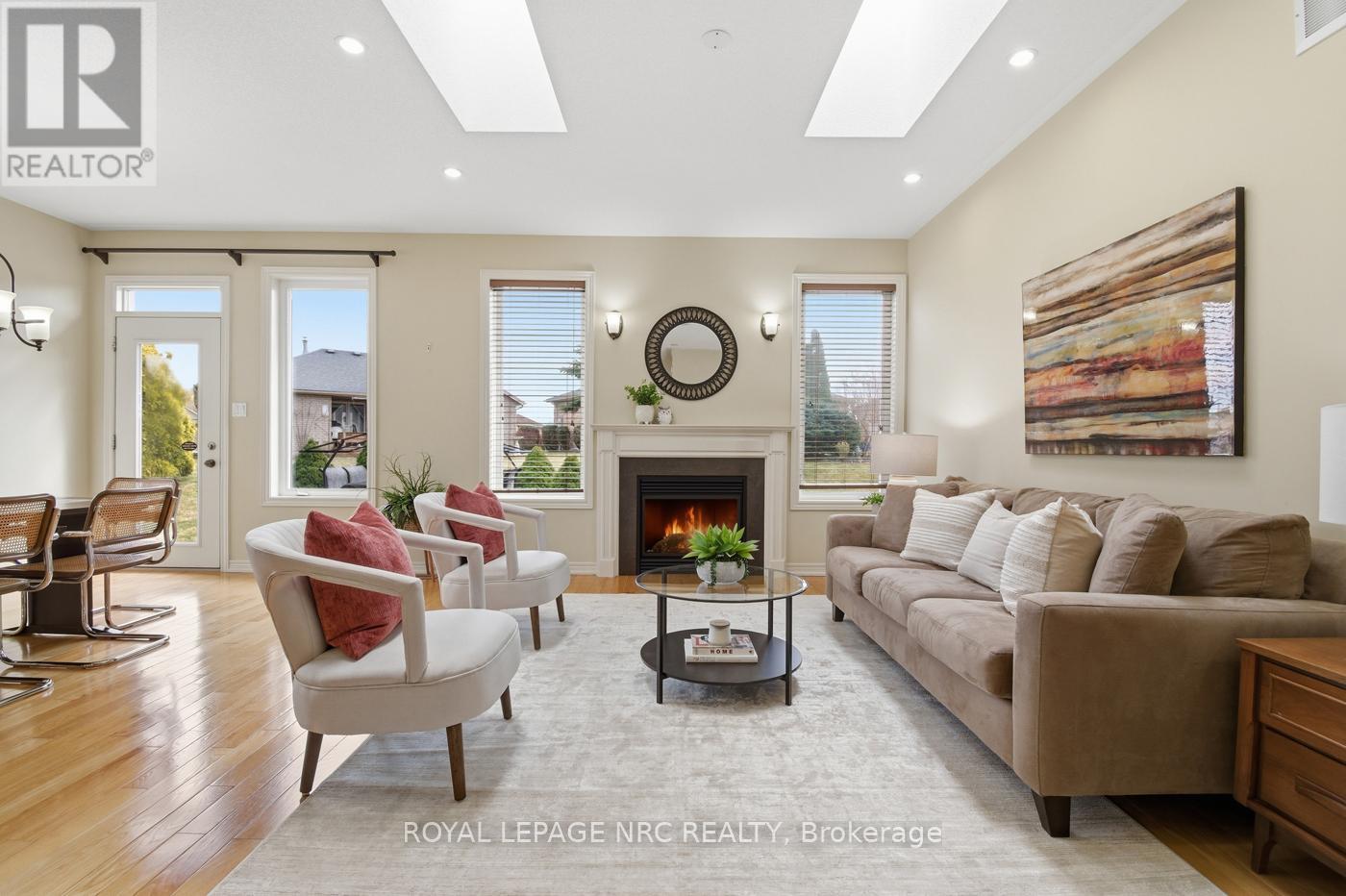 14 Lochness Court, Welland, Ontario  L3B 6H4 - Photo 2 - X12880226