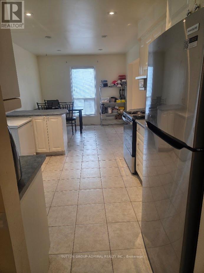 112 Patrice Crescent, Vaughan, Ontario  L4J 4Z4 - Photo 7 - N12879624