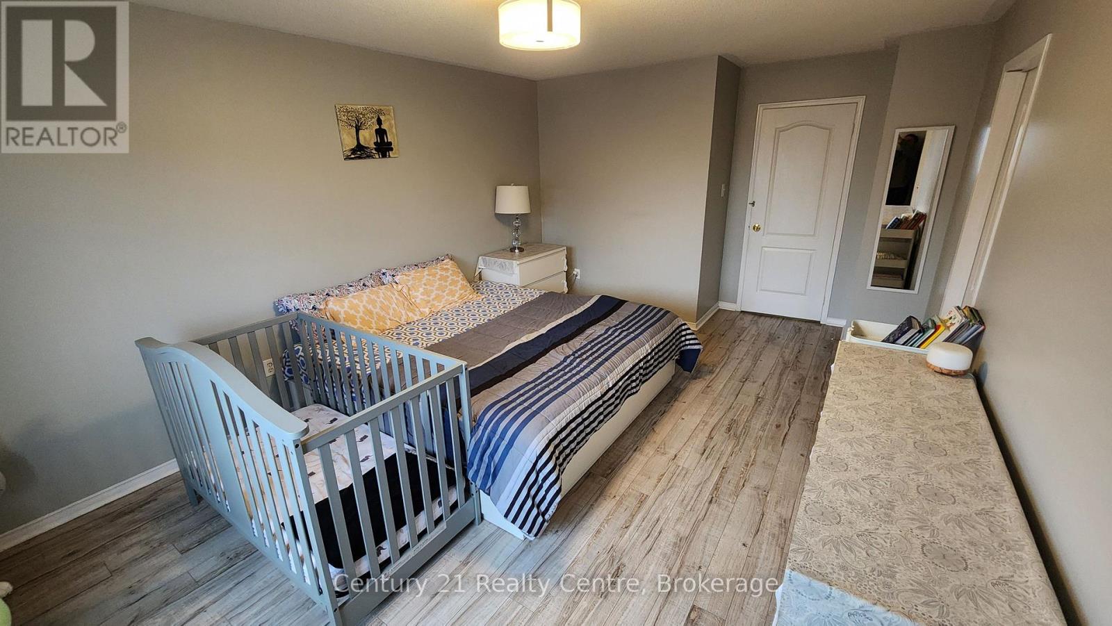 17 Vermont Road, Brampton (Fletcher's Meadow), Ontario  L7A 3G3 - Photo 16 - W12878440