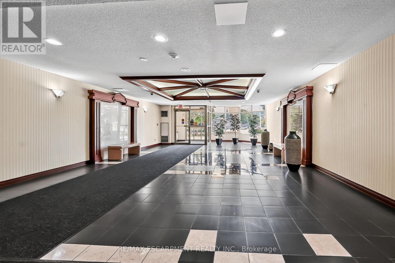 301 - 495 Highway 8, Hamilton (Stoney Creek), Ontario  L8G 5E1 - Photo 33 - X12873768