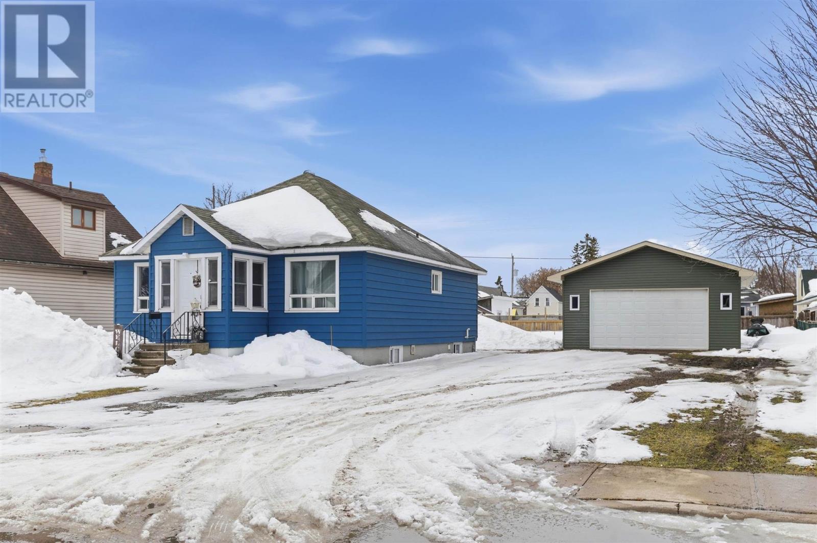 343 Franklin St, Sault Ste. Marie, Ontario  P6C 4A9 - Photo 2 - SM260459