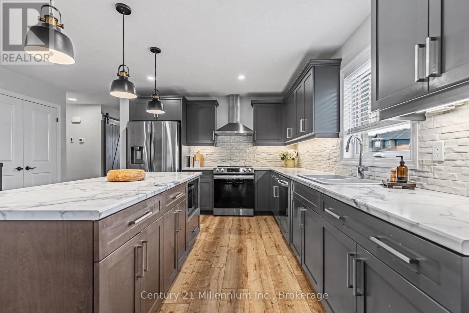 200 Eccles Avenue, West Grey, Ontario  N0G 1R0 - Photo 17 - X12879962