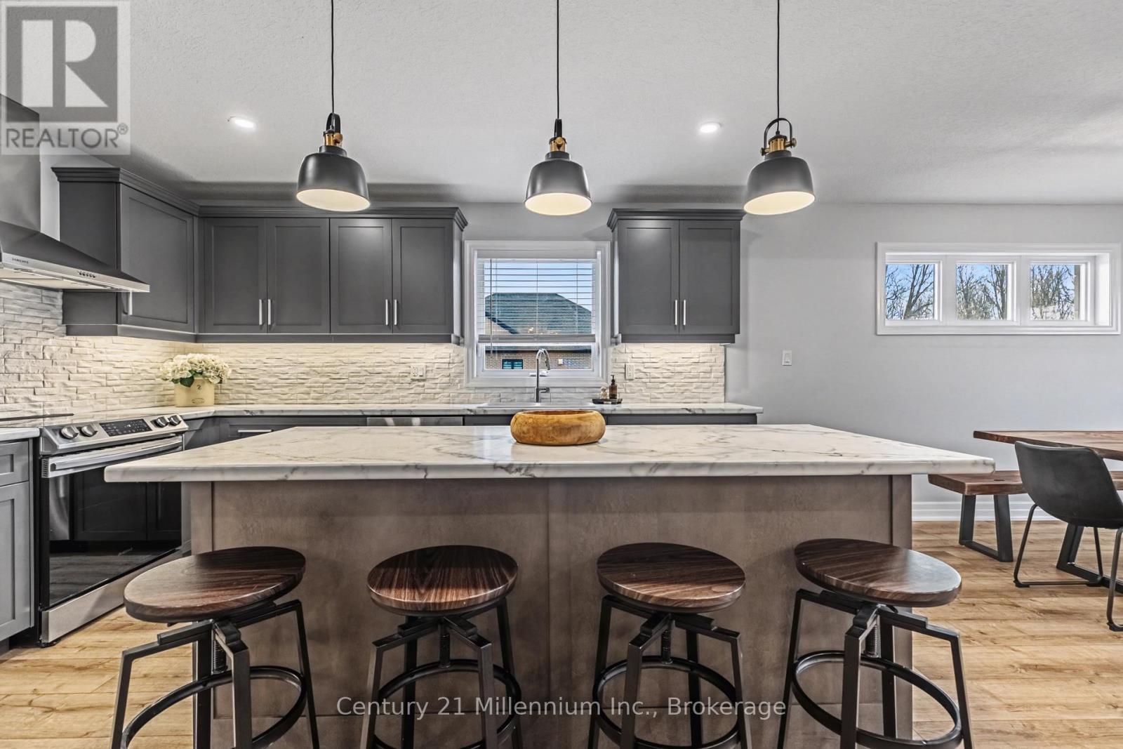 200 Eccles Avenue, West Grey, Ontario  N0G 1R0 - Photo 19 - X12879962