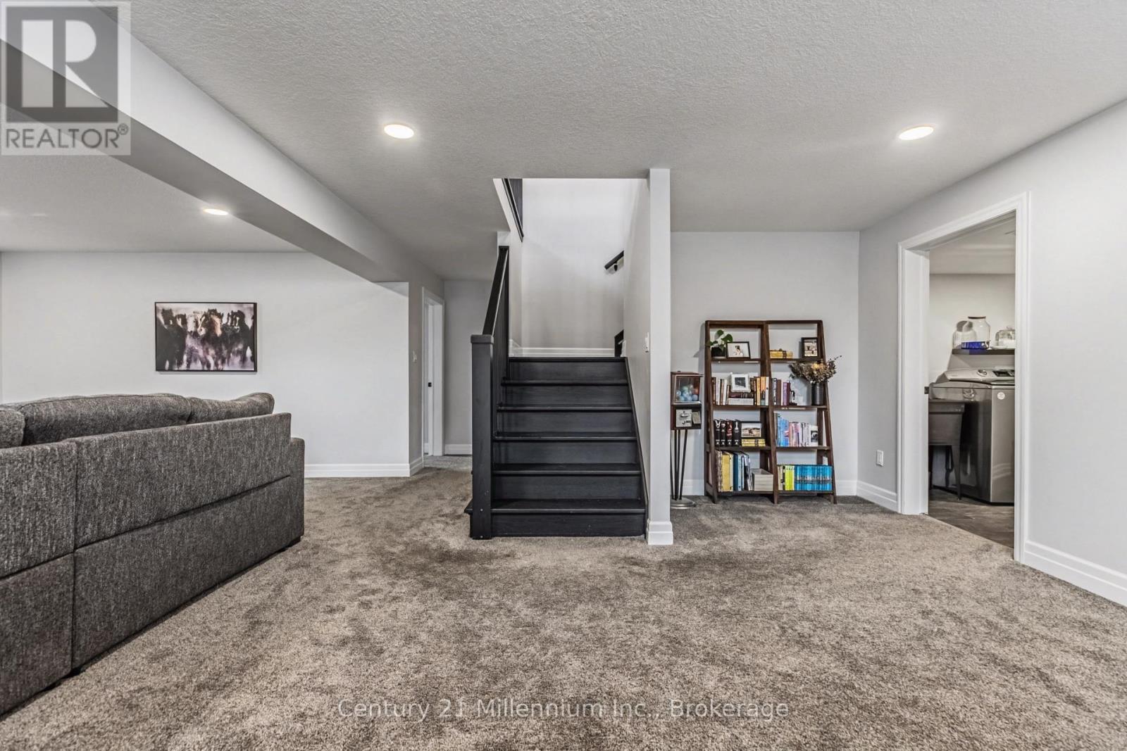 200 Eccles Avenue, West Grey, Ontario  N0G 1R0 - Photo 33 - X12879962