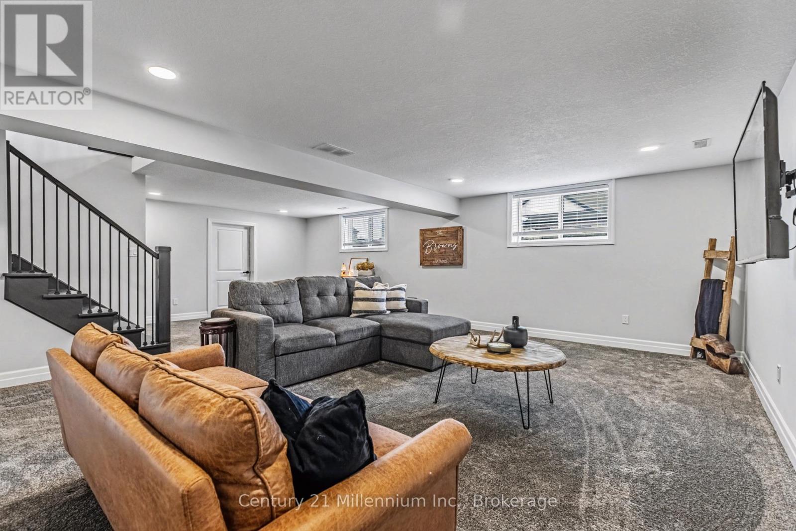 200 Eccles Avenue, West Grey, Ontario  N0G 1R0 - Photo 34 - X12879962