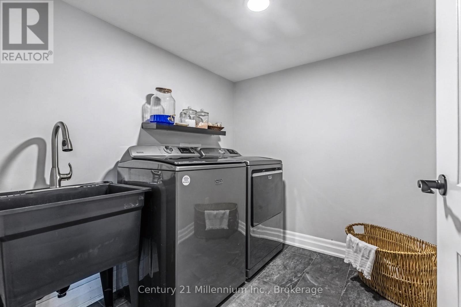 200 Eccles Avenue, West Grey, Ontario  N0G 1R0 - Photo 42 - X12879962