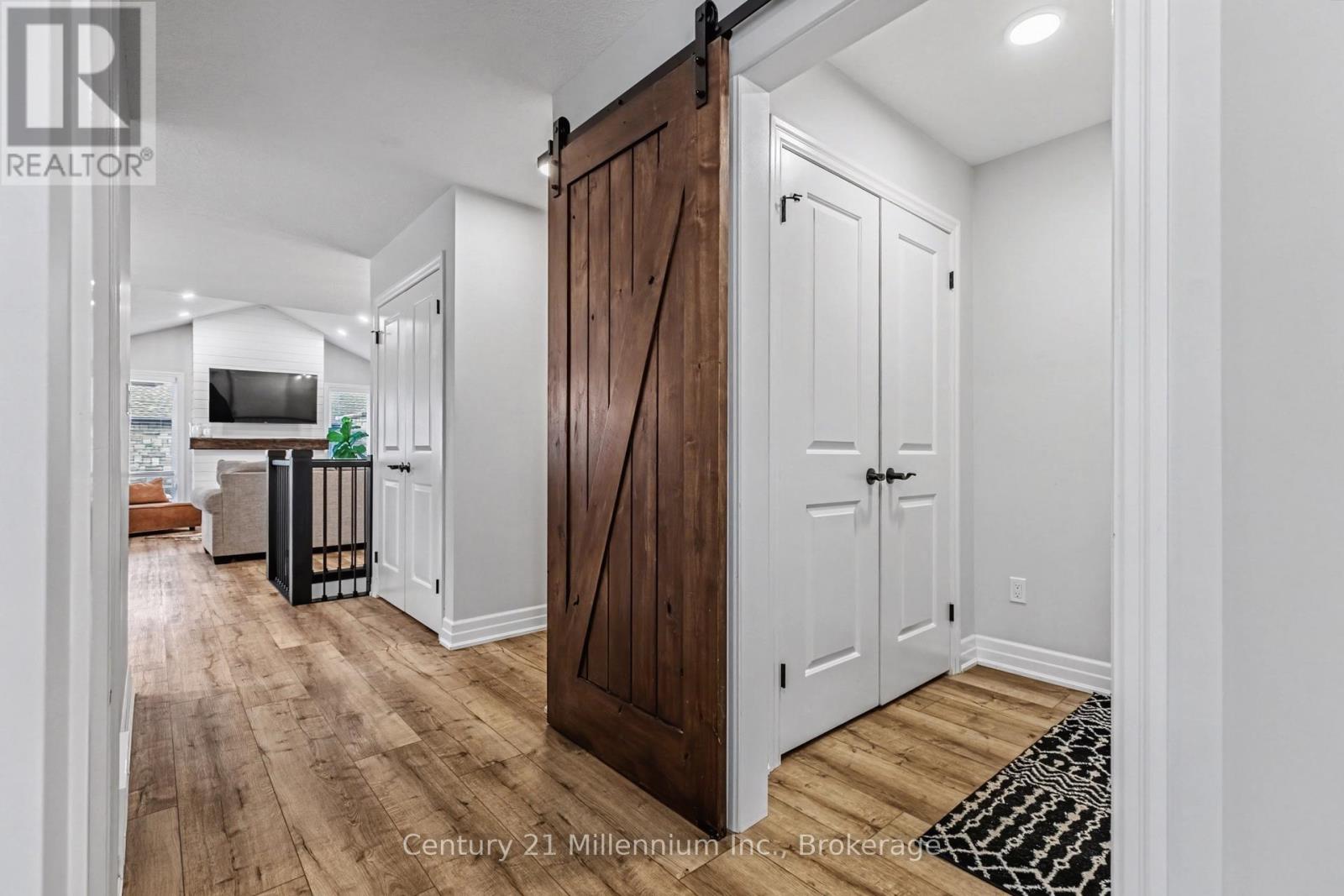 200 Eccles Avenue, West Grey, Ontario  N0G 1R0 - Photo 7 - X12879962