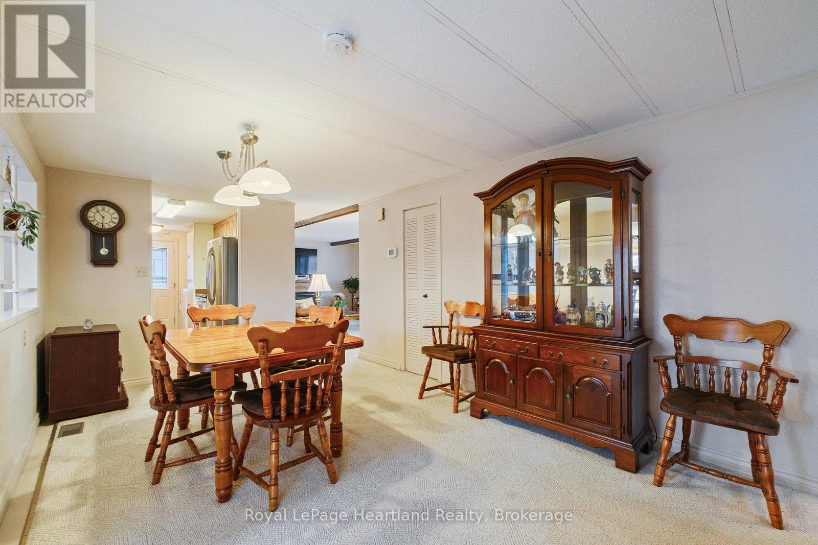 13 Cypress Point Crescent, South Huron (Stephen), Ontario  N0M 1T0 - Photo 10 - X12880094