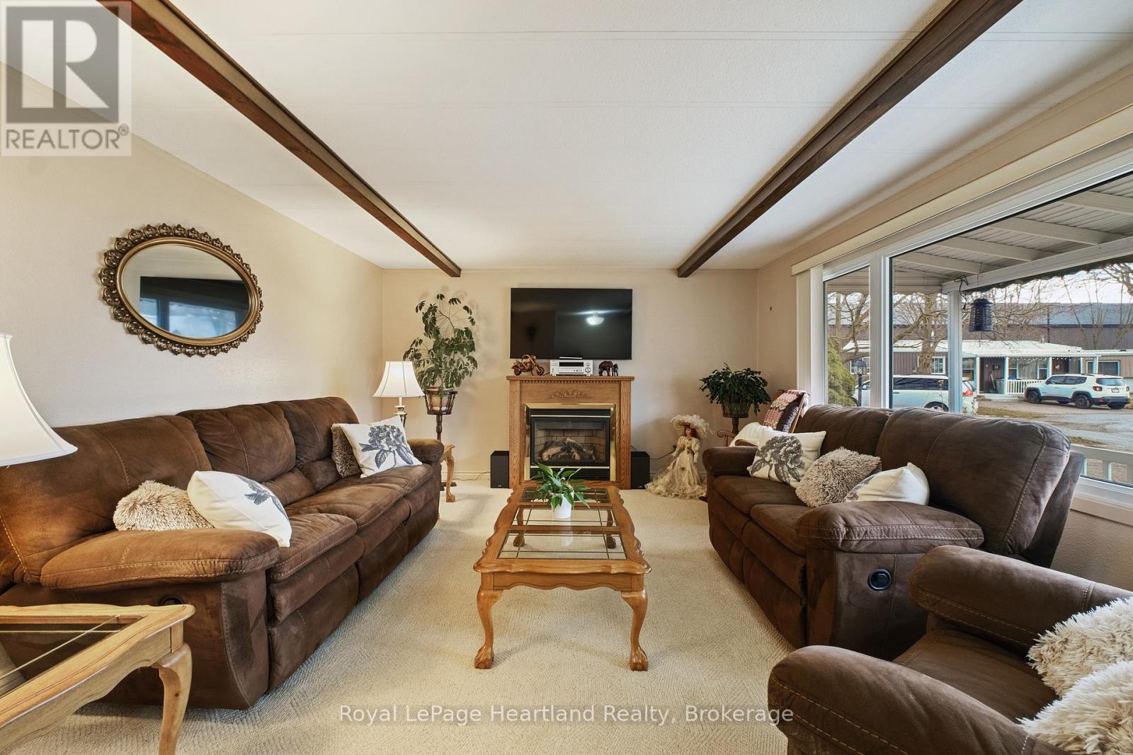 13 Cypress Point Crescent, South Huron (Stephen), Ontario  N0M 1T0 - Photo 4 - X12880094