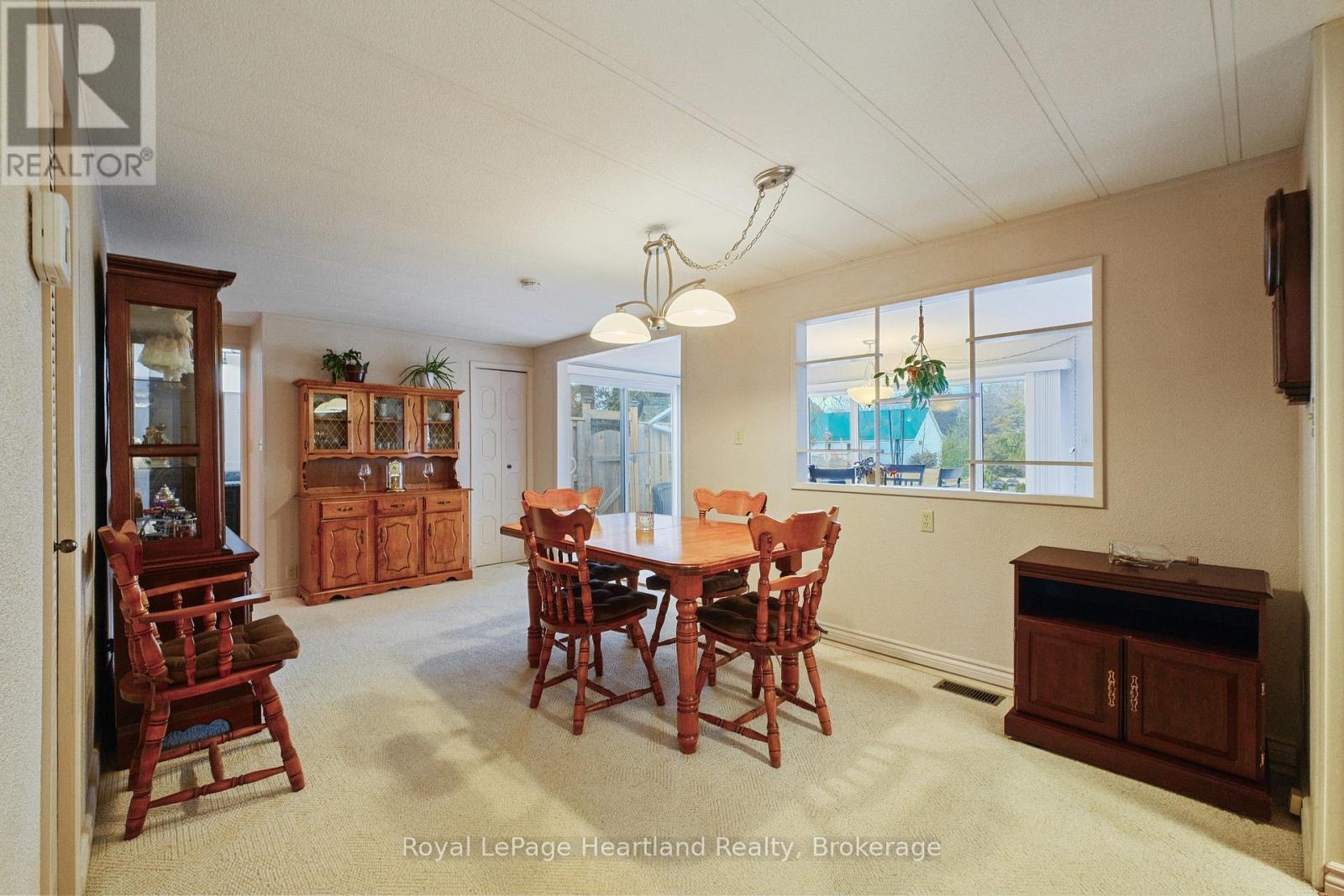 13 Cypress Point Crescent, South Huron (Stephen), Ontario  N0M 1T0 - Photo 8 - X12880094