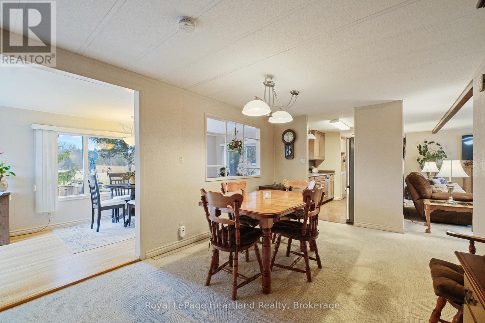 13 Cypress Point Crescent, South Huron (Stephen), Ontario  N0M 1T0 - Photo 9 - X12880094