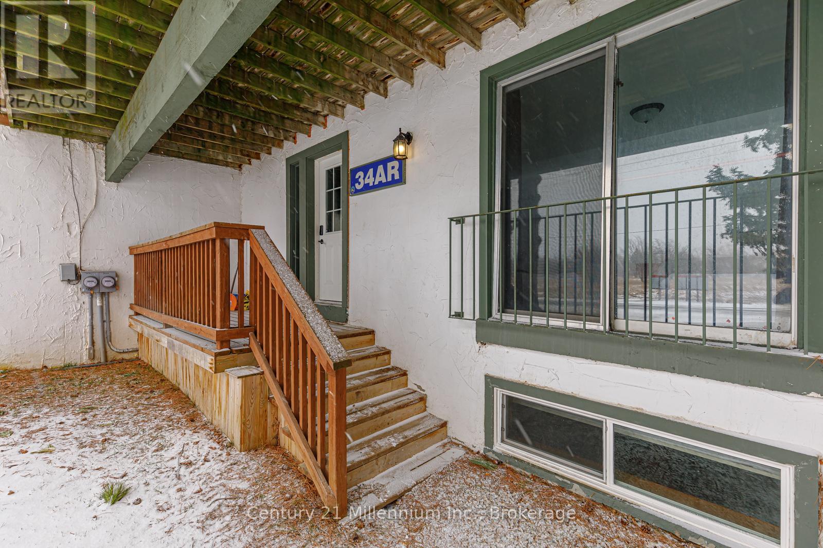 141 Kandahar Lane, Blue Mountains, Ontario  L9Y 0N3 - Photo 4 - X12880200