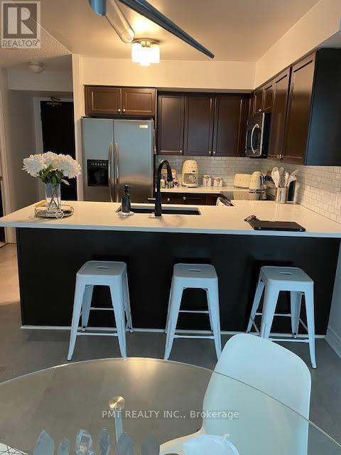 901 - 51 Lower Simcoe Street, Toronto (Waterfront Communities), Ontario  M5J 3A2 - Photo 2 - C12879968