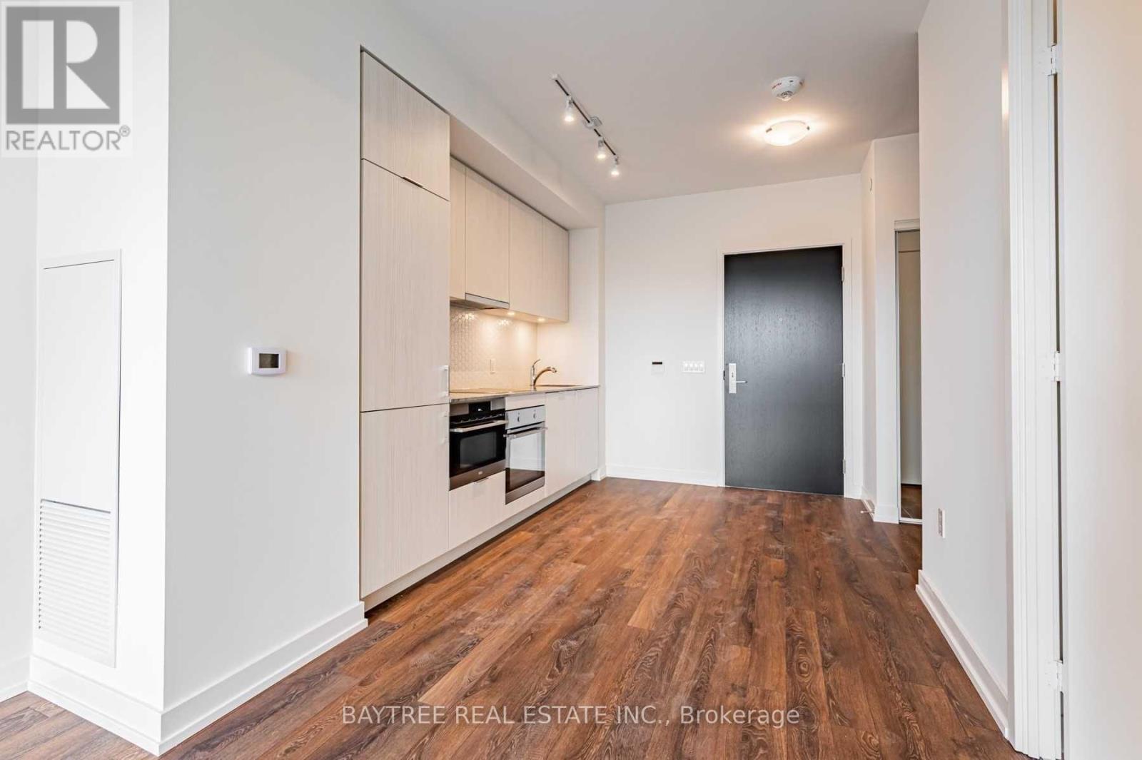 521 - 158 Front Street E, Toronto (Moss Park), Ontario  M5A 0K9 - Photo 6 - C12879994