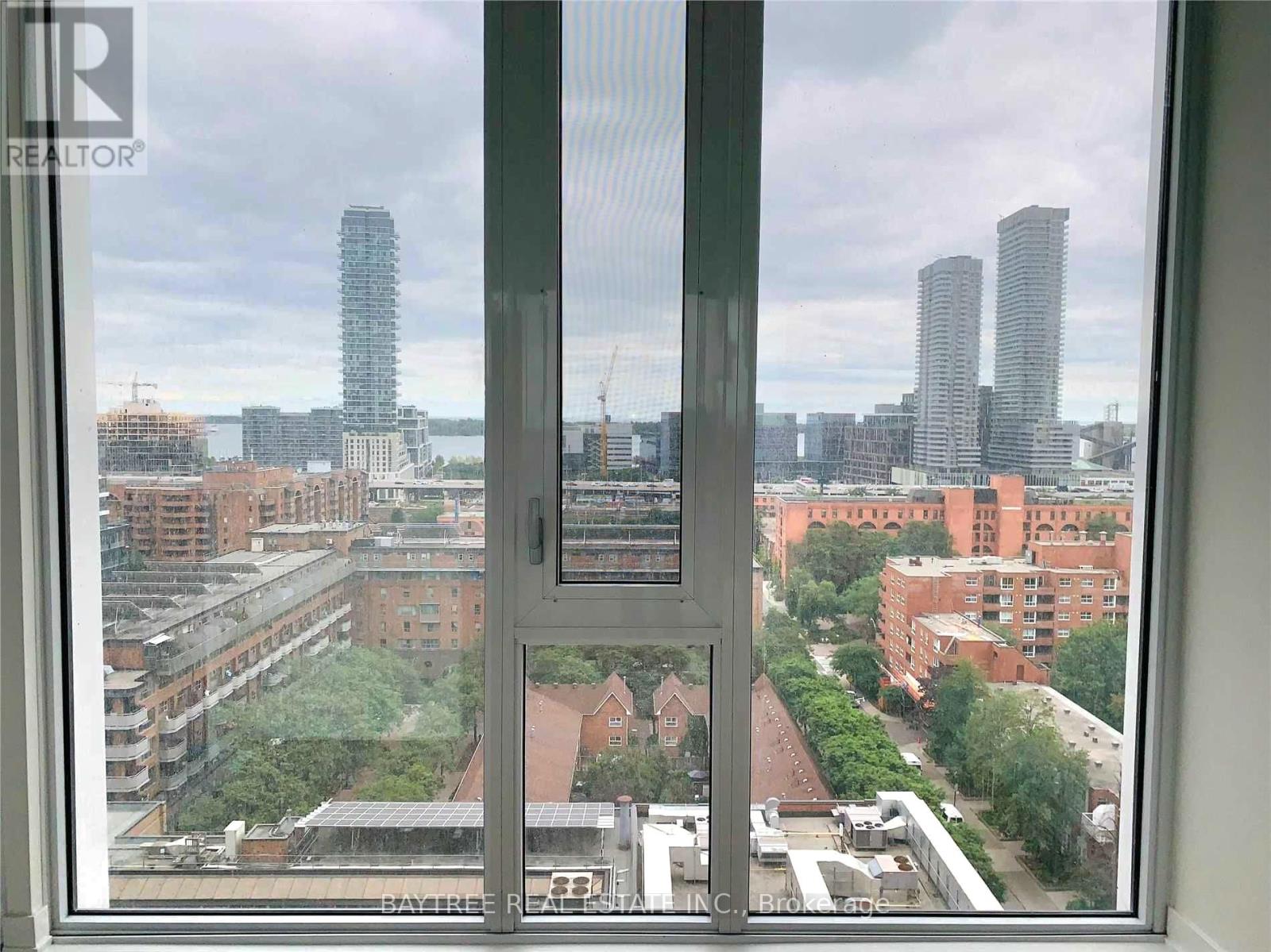 1020 - 158 Front Street E, Toronto (Moss Park), Ontario  M5A 1E5 - Photo 4 - C12879998