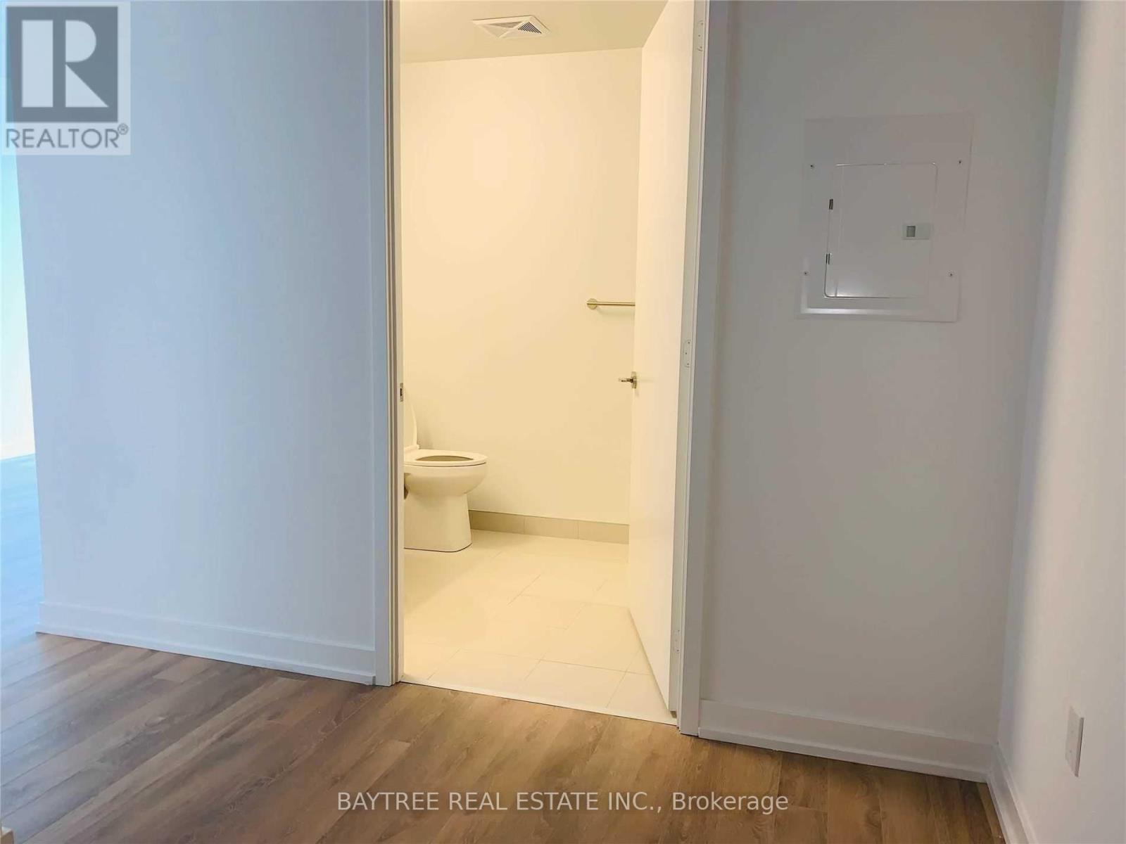 1020 - 158 Front Street E, Toronto (Moss Park), Ontario  M5A 1E5 - Photo 7 - C12879998