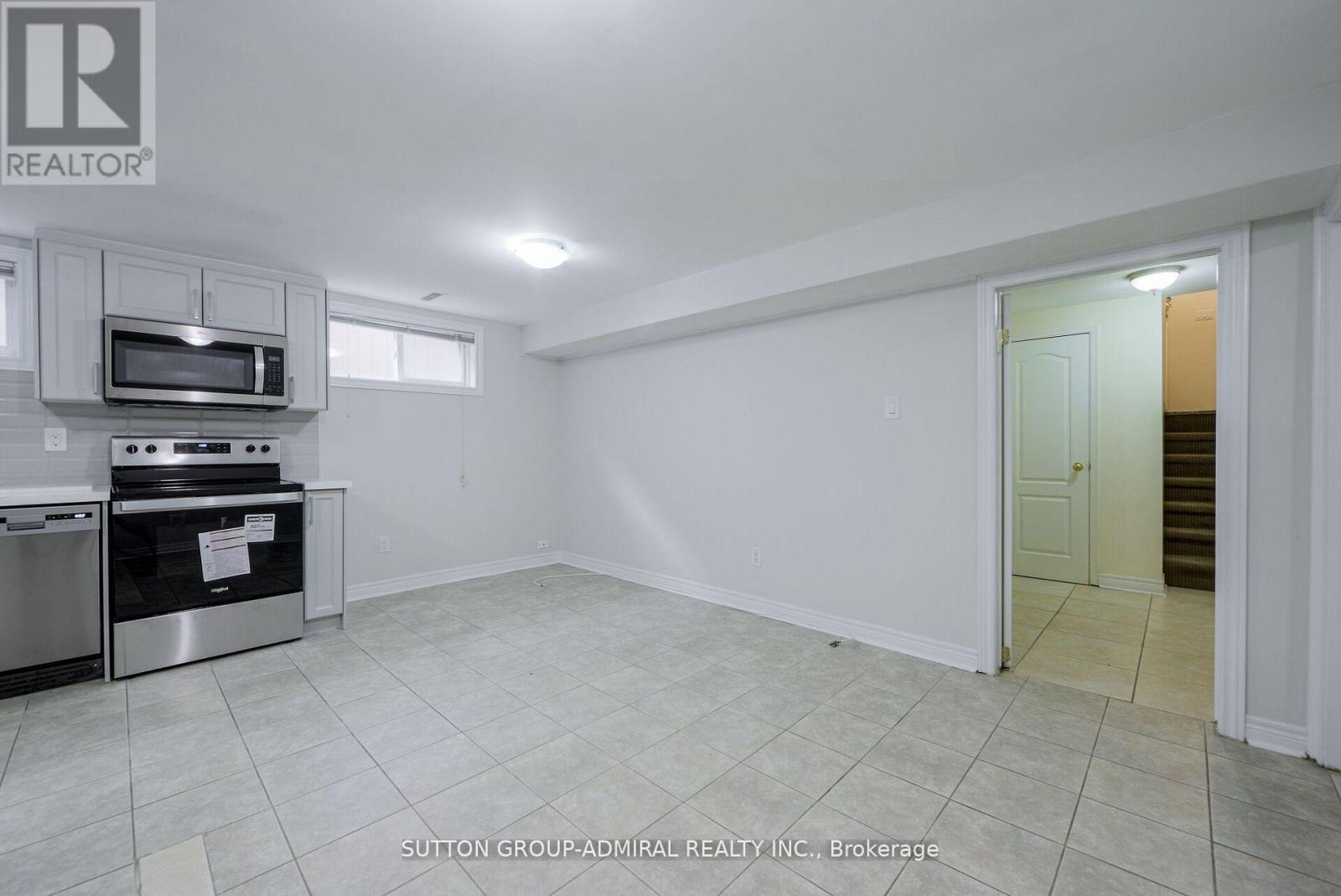 Bsmt - 52 Farrell Avenue, Toronto (Willowdale West), Ontario  M2R 1C9 - Photo 10 - C12880050