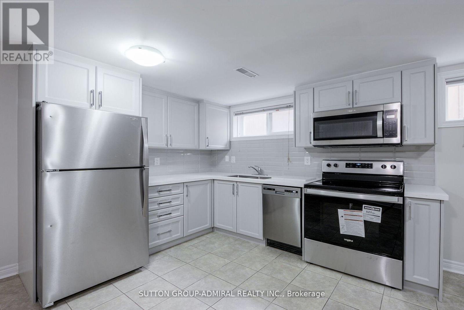 Bsmt - 52 Farrell Avenue, Toronto (Willowdale West), Ontario  M2R 1C9 - Photo 11 - C12880050