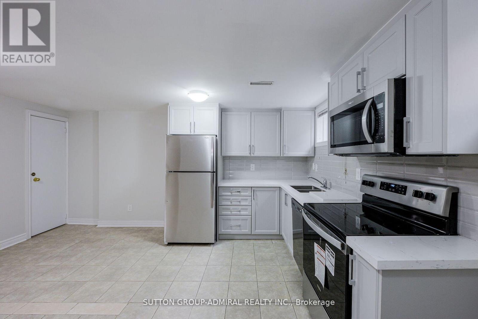 Bsmt - 52 Farrell Avenue, Toronto (Willowdale West), Ontario  M2R 1C9 - Photo 12 - C12880050