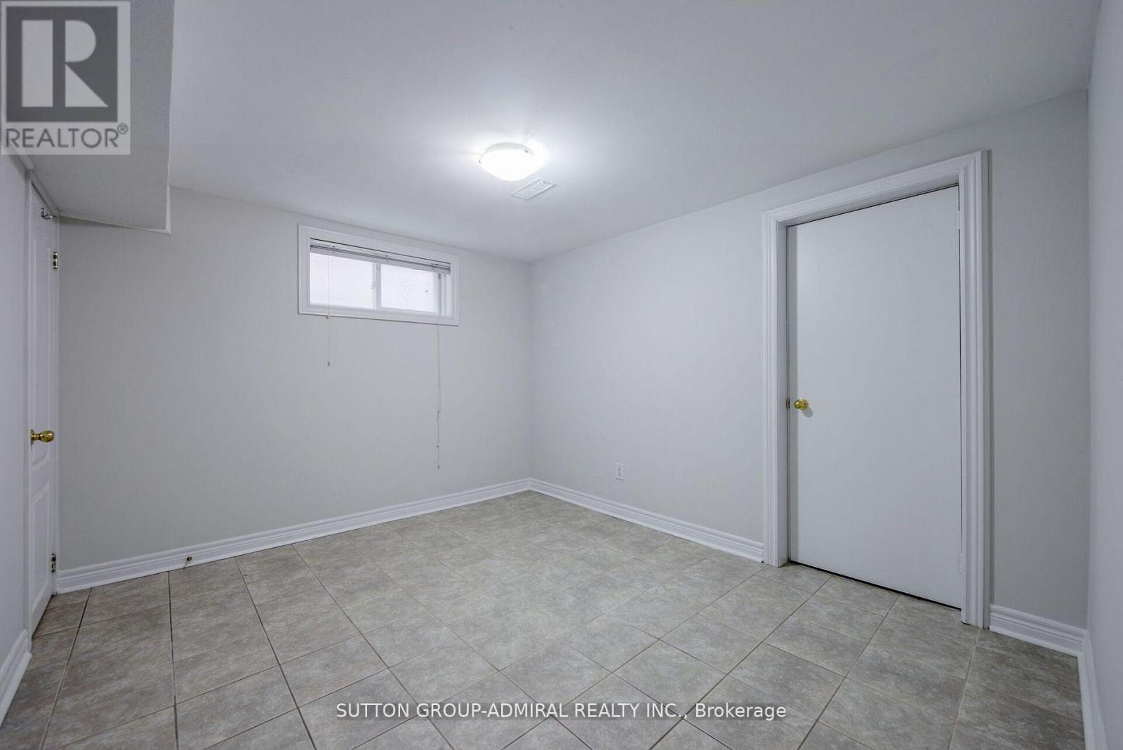 Bsmt - 52 Farrell Avenue, Toronto (Willowdale West), Ontario  M2R 1C9 - Photo 13 - C12880050