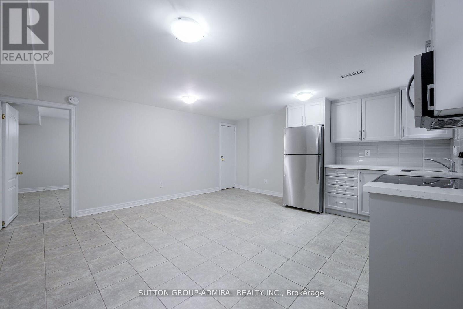 Bsmt - 52 Farrell Avenue, Toronto (Willowdale West), Ontario  M2R 1C9 - Photo 6 - C12880050