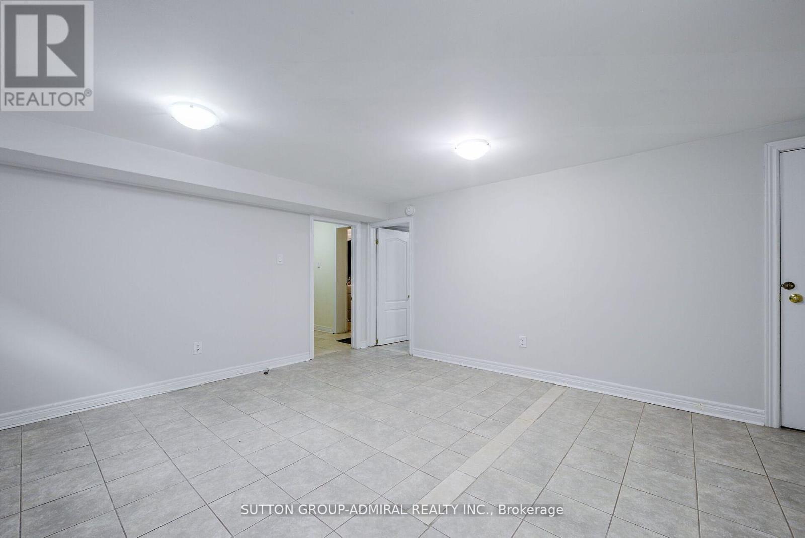 Bsmt - 52 Farrell Avenue, Toronto (Willowdale West), Ontario  M2R 1C9 - Photo 8 - C12880050