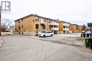 3 - 100 Rajah Street, Toronto (Englemount-Lawrence), Ontario  M6A 2J3 - Photo 13 - C12880118