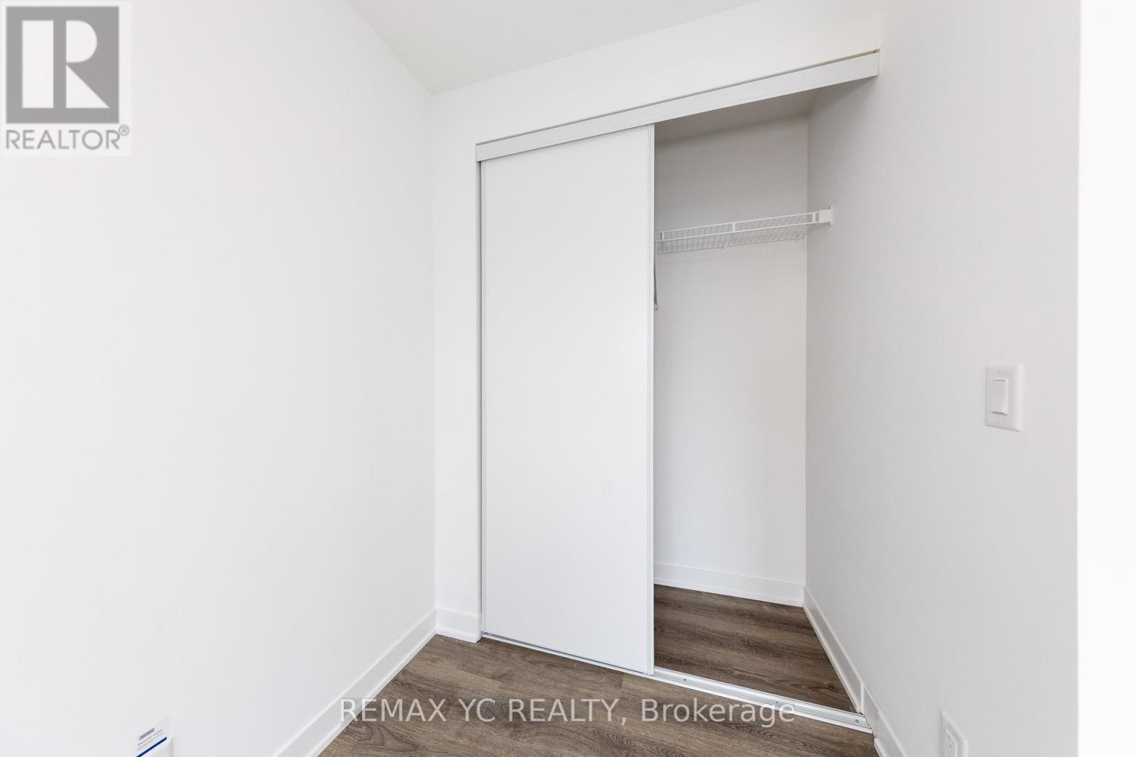 1703 - 180 Front Street E, Toronto (Moss Park), Ontario  M5A 0A9 - Photo 34 - C12880134