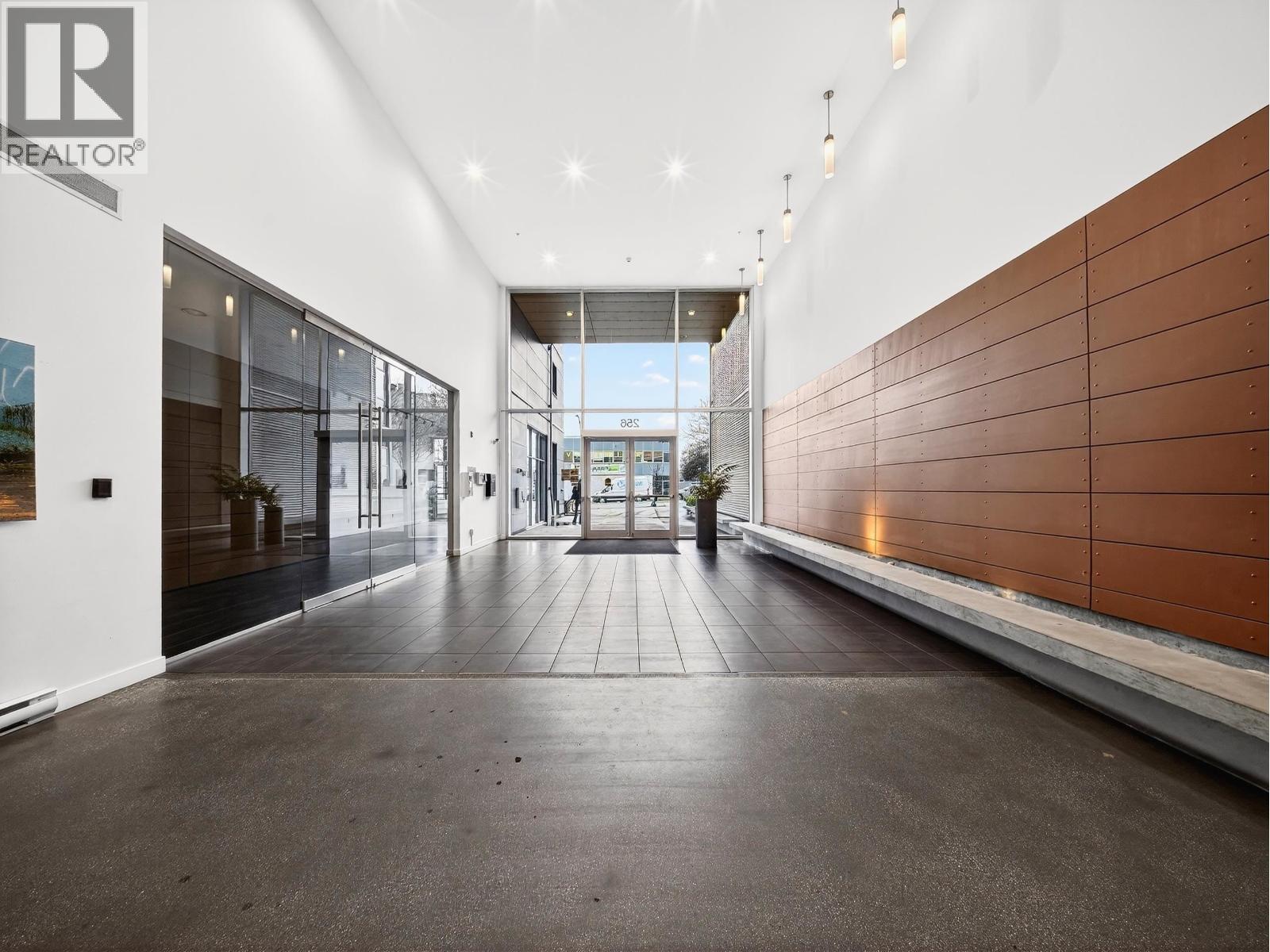 520 256 E 2nd Avenue, Vancouver, British Columbia  V5T 0A7 - Photo 2 - R3098351