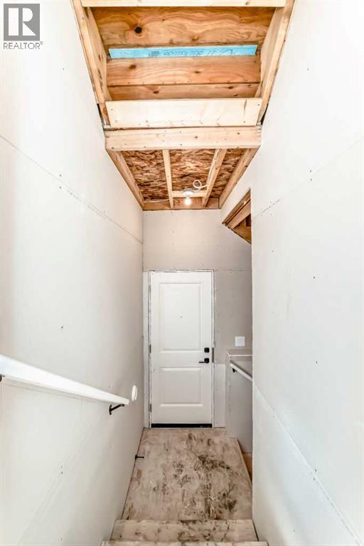 63 Creekside Path Sw, Calgary, Alberta  T2X 5V9 - Photo 37 - A2279480