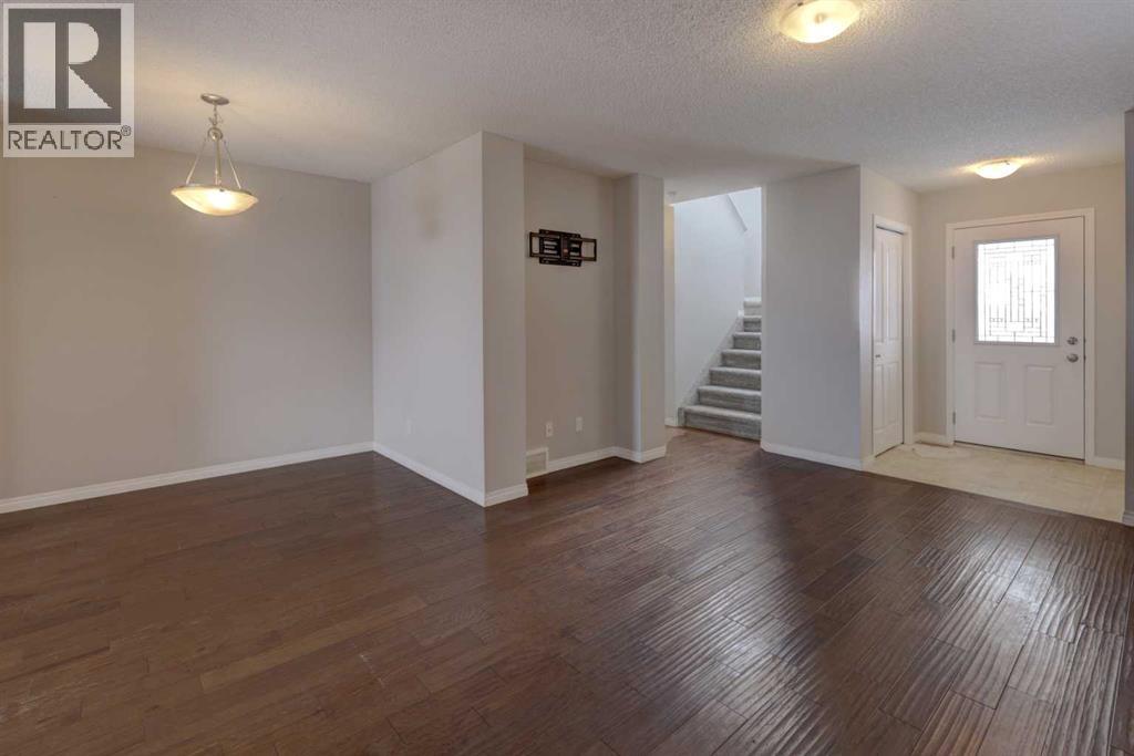 16 Fireside Way, Cochrane, Alberta  T4C 0R1 - Photo 3 - A2280445