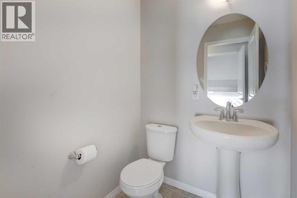 16 Fireside Way, Cochrane, Alberta  T4C 0R1 - Photo 21 - A2280445