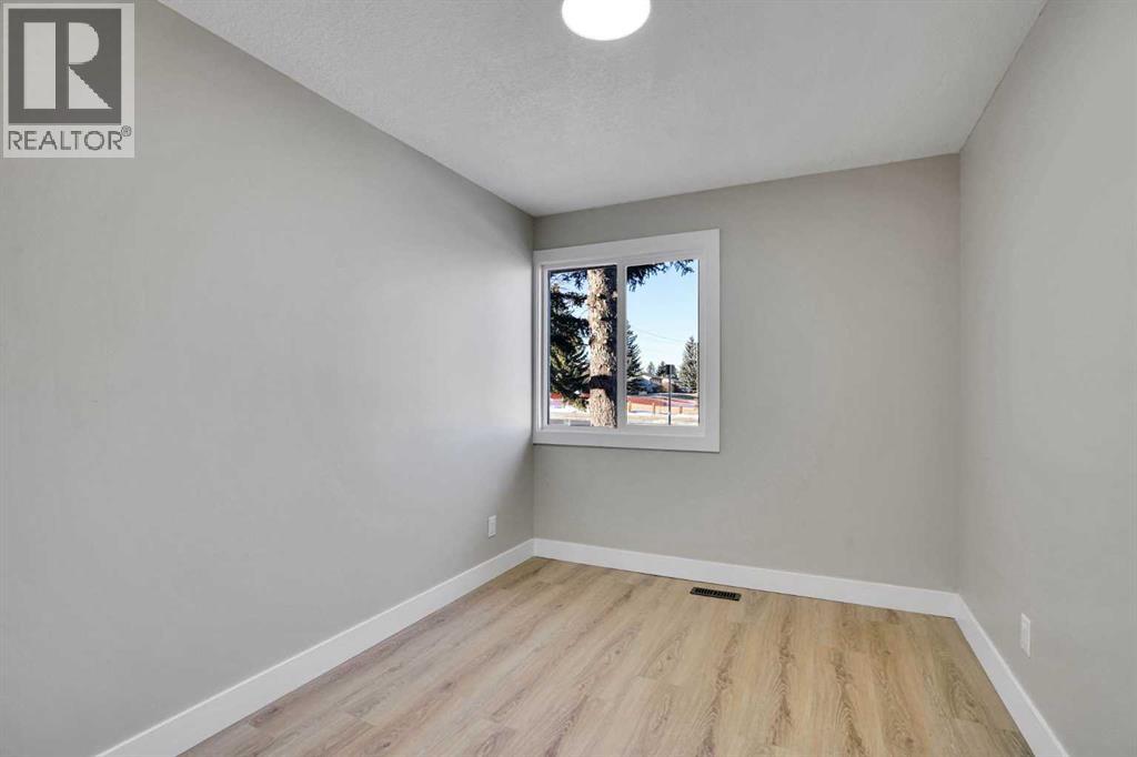 6060 Madigan Drive Ne, Calgary, Alberta  t2a 5p8 - Photo 16 - A2280614