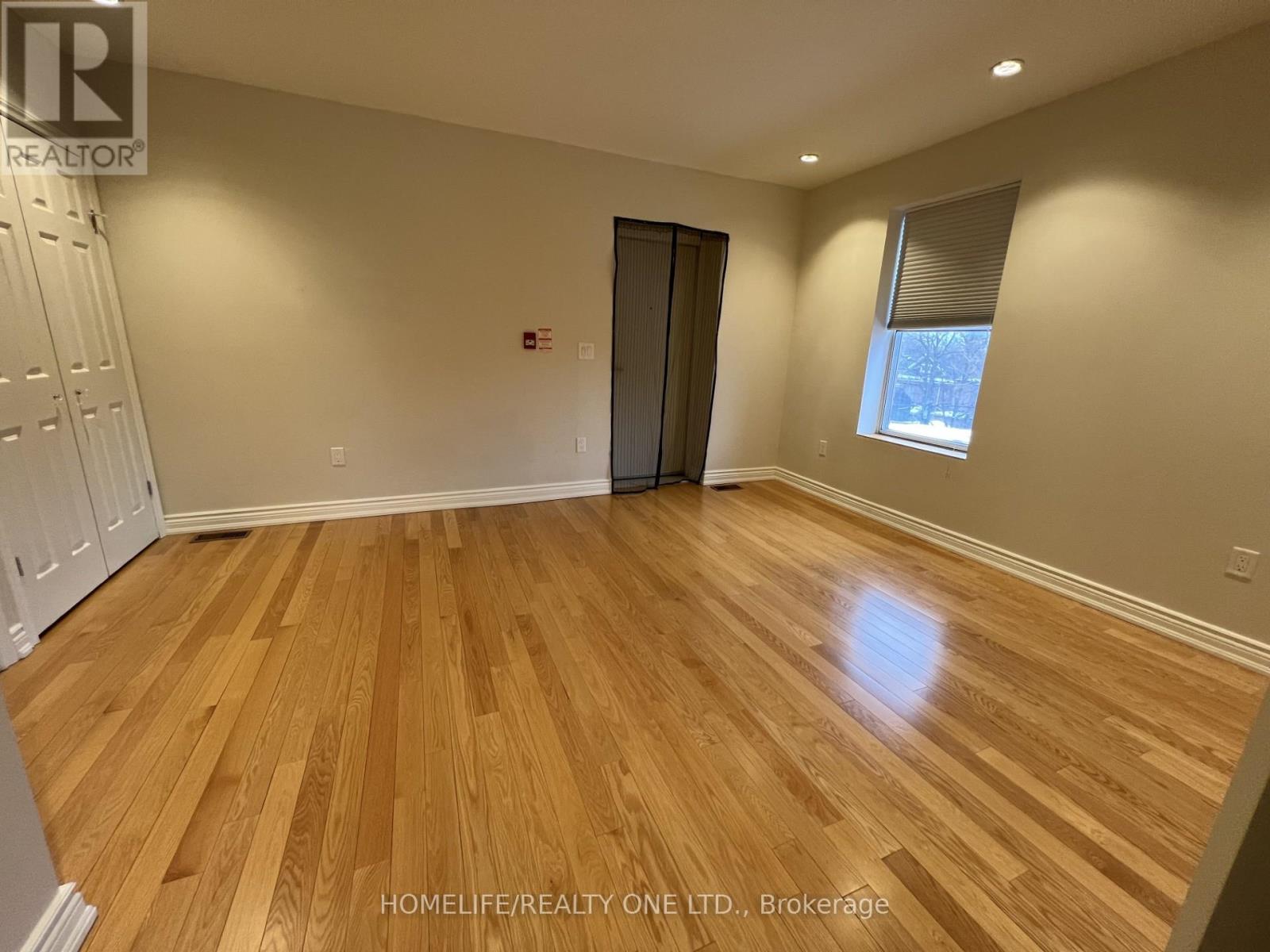3 - 579 Gerrard Street E, Toronto (South Riverdale), Ontario  M4M 1Y2 - Photo 10 - E12880004