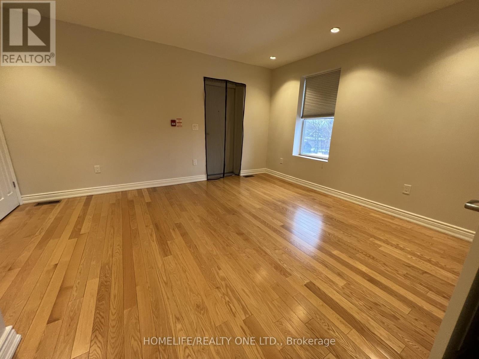 3 - 579 Gerrard Street E, Toronto (South Riverdale), Ontario  M4M 1Y2 - Photo 11 - E12880004