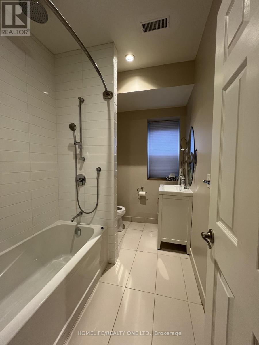 3 - 579 Gerrard Street E, Toronto (South Riverdale), Ontario  M4M 1Y2 - Photo 13 - E12880004