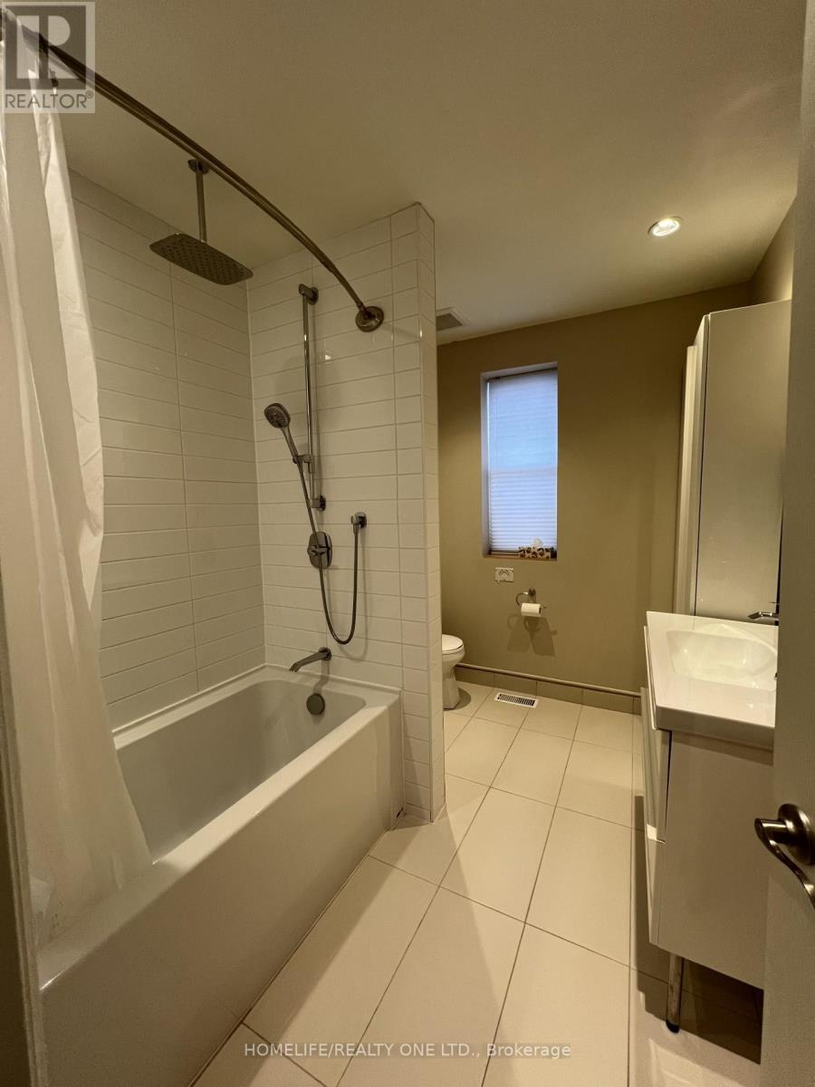 3 - 579 Gerrard Street E, Toronto (South Riverdale), Ontario  M4M 1Y2 - Photo 14 - E12880004