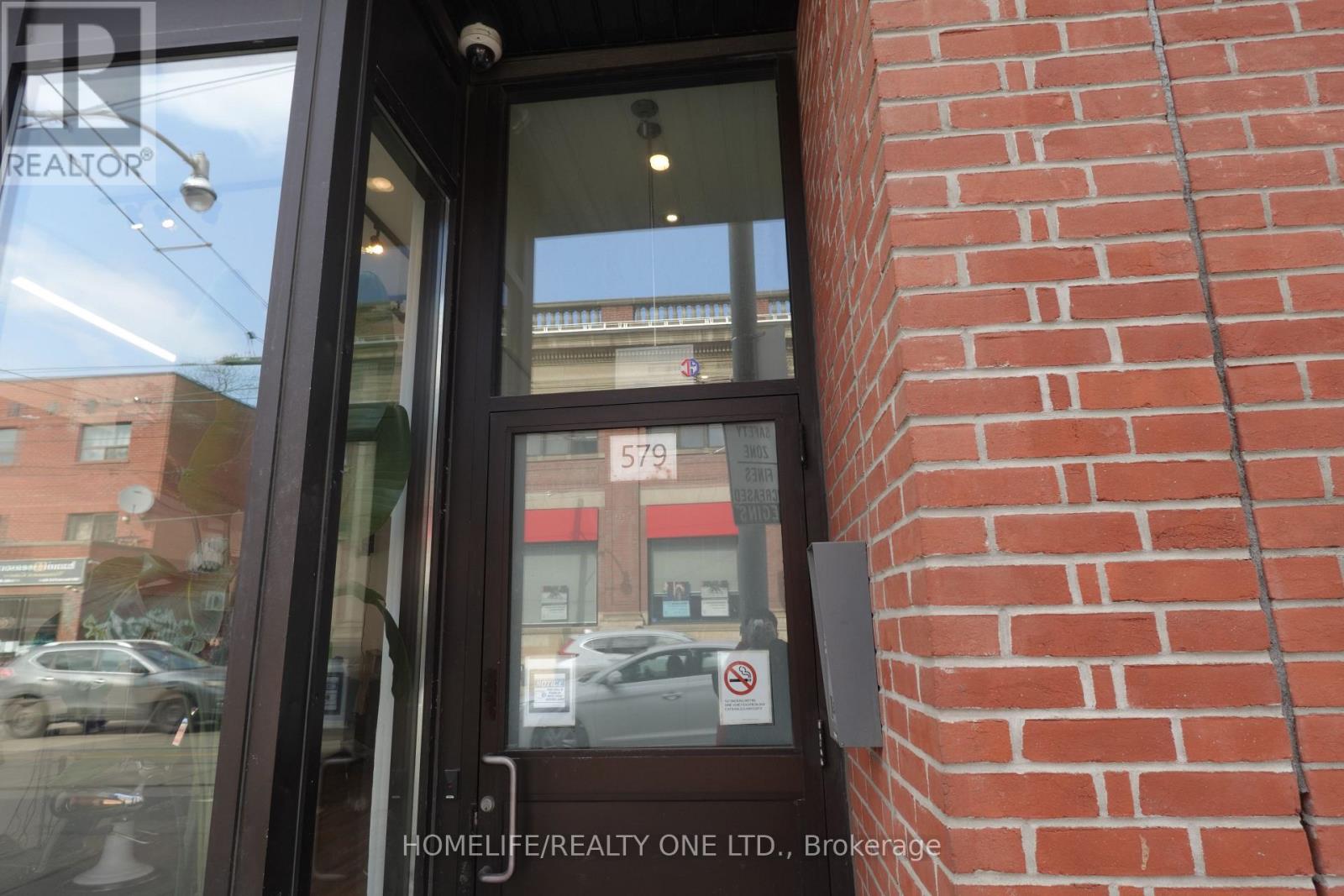 3 - 579 Gerrard Street E, Toronto (South Riverdale), Ontario  M4M 1Y2 - Photo 2 - E12880004