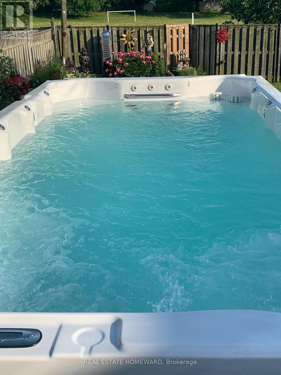 15 Medonte Avenue, Toronto (Clairlea-Birchmount), Ontario  M1L 1Z2 - Photo 44 - E12880060