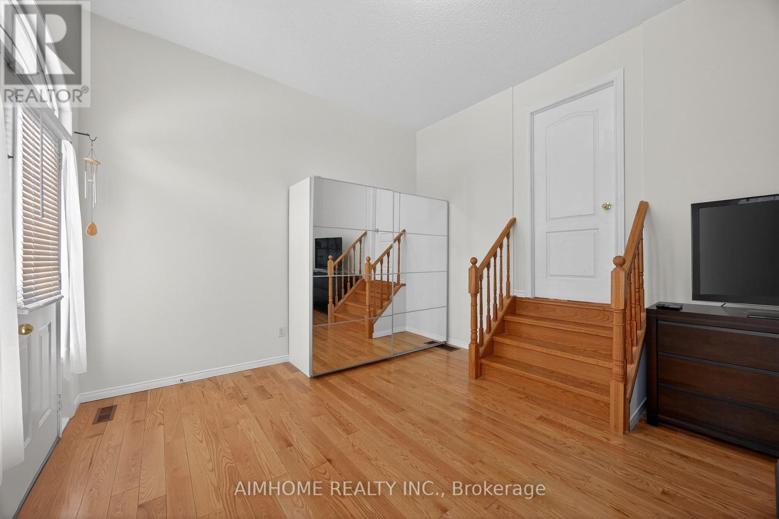 698 Warden Avenue, Toronto (Clairlea-Birchmount), Ontario  M1L 4W4 - Photo 26 - E12880090