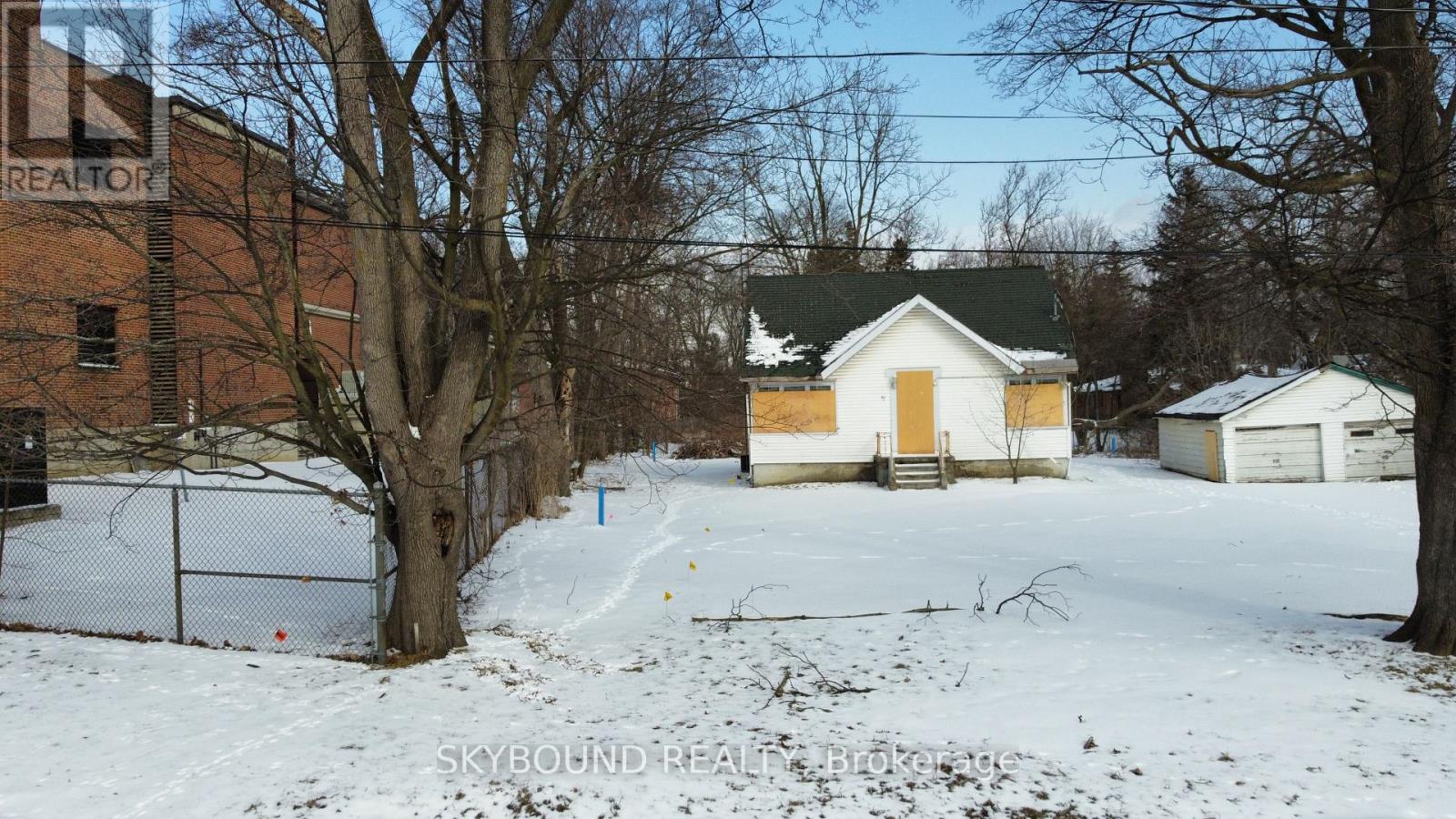 65 Orchard Pk Drive, Toronto, Ontario  M1E 2P6 - Photo 2 - E12880138