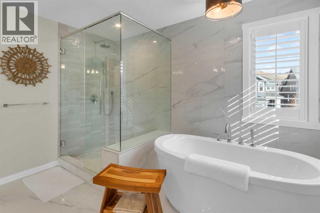 61 Cranbrook Rise Se, Calgary, Alberta  T3M 1W7 - Photo 21 - A2291425