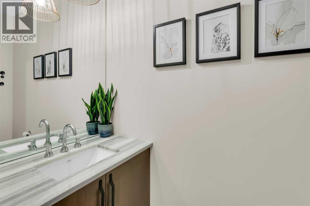 61 Cranbrook Rise Se, Calgary, Alberta  T3M 1W7 - Photo 14 - A2291425