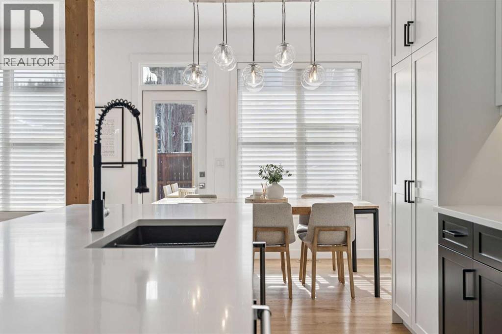 119 Riviera View, Cochrane, Alberta  T4C 0Z1 - Photo 5 - A2292012