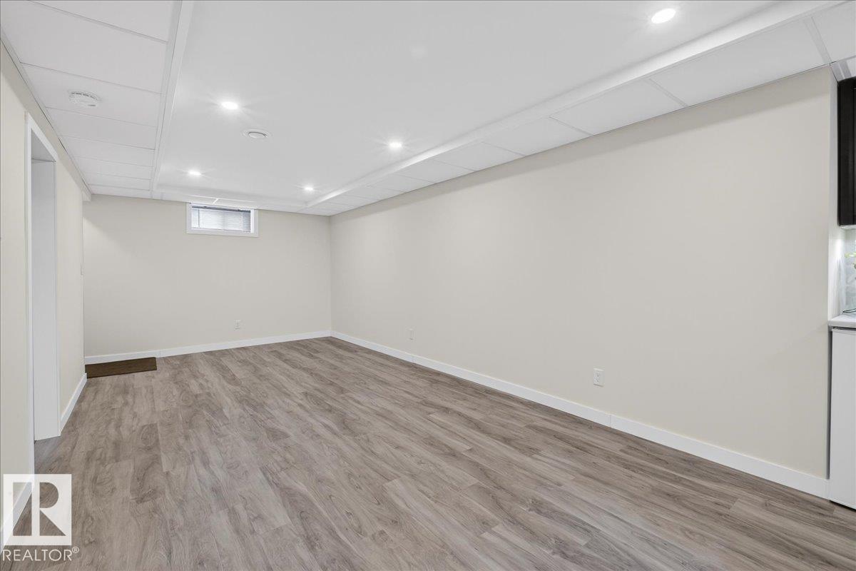 8111 70 Av Nw, Edmonton, Alberta  T6C 0A6 - Photo 32 - E4477275