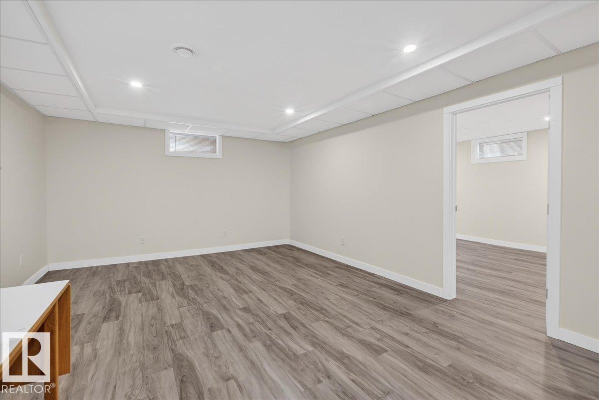 8111 70 Av Nw, Edmonton, Alberta  T6C 0A6 - Photo 36 - E4477275