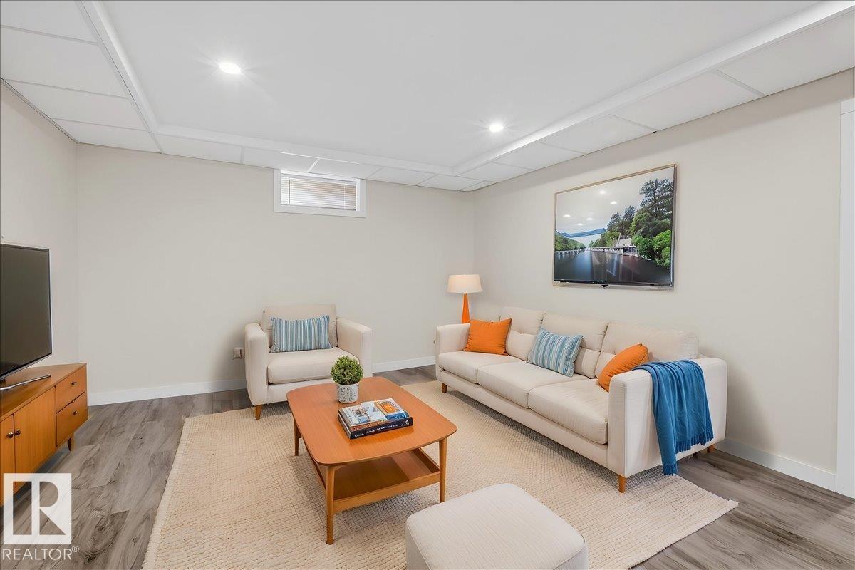 8111 70 Av Nw, Edmonton, Alberta  T6C 0A6 - Photo 33 - E4477275