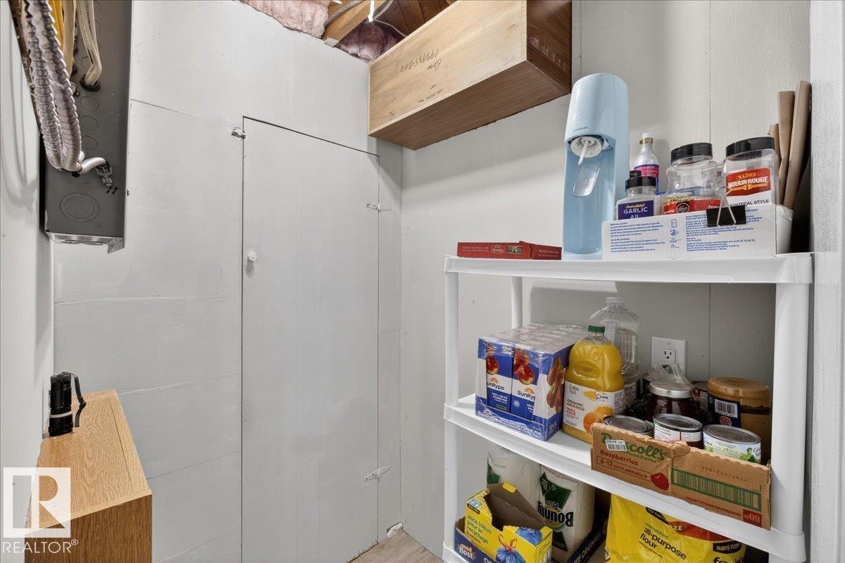 8111 70 Av Nw, Edmonton, Alberta  T6C 0A6 - Photo 45 - E4477275