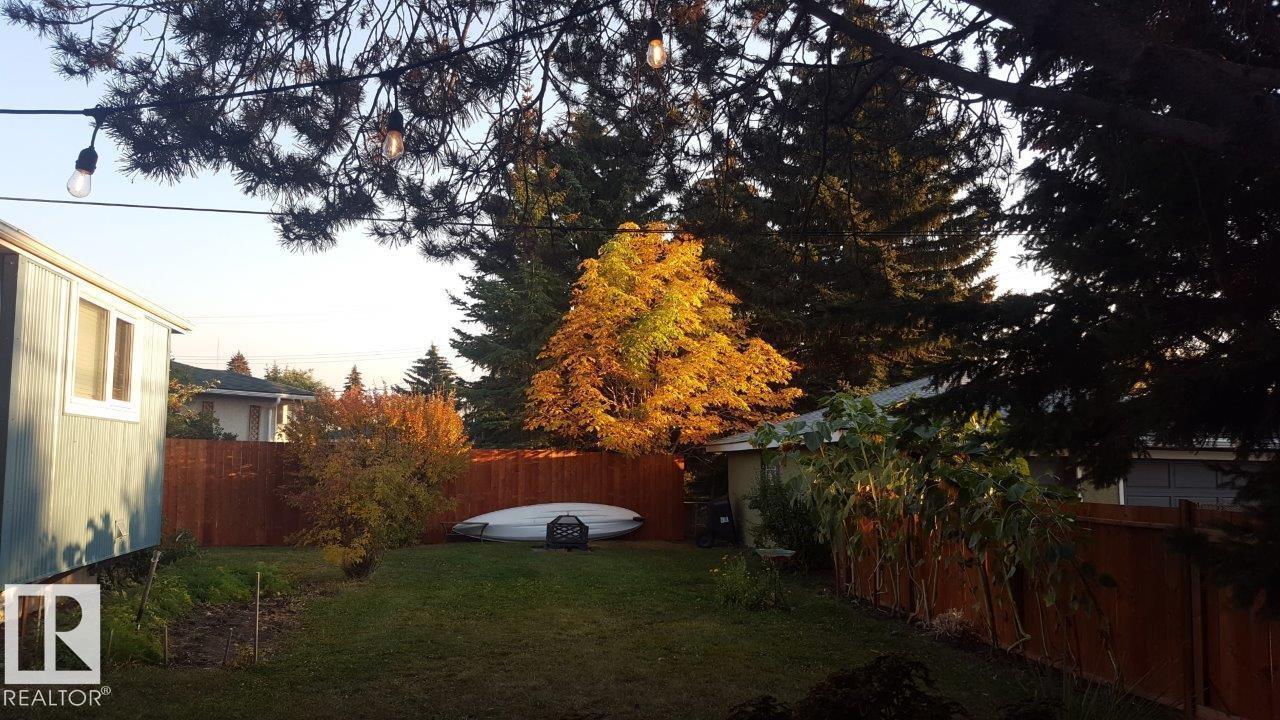 8111 70 Av Nw, Edmonton, Alberta  T6C 0A6 - Photo 48 - E4477275