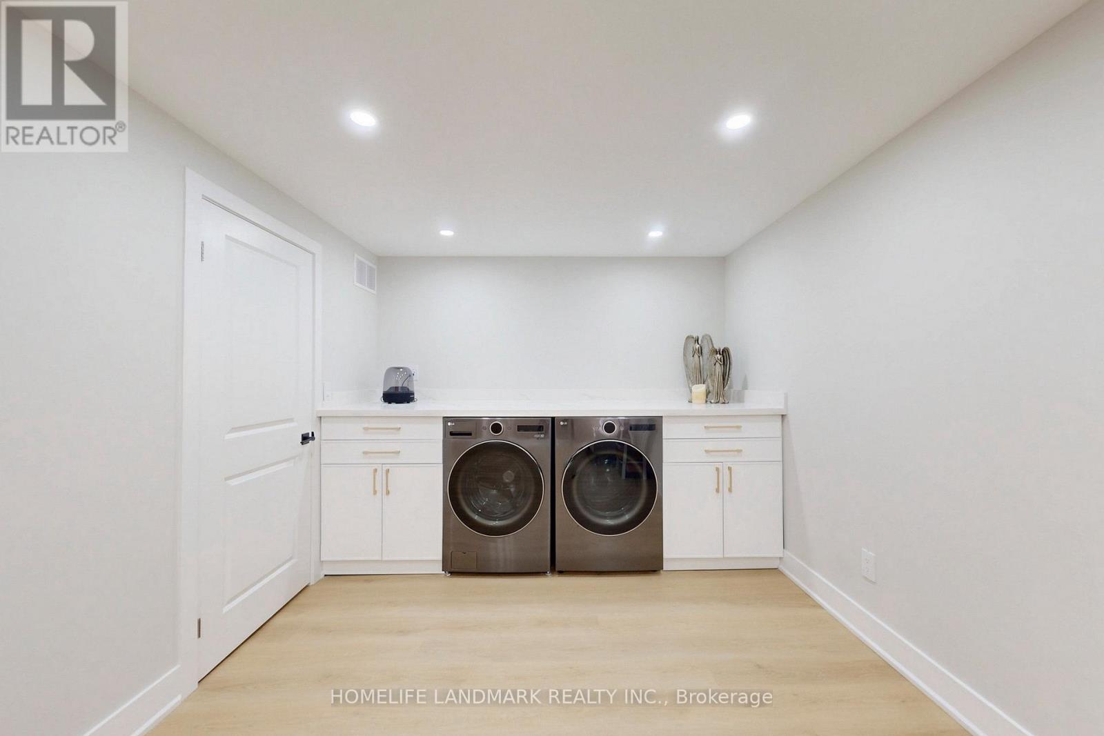 7 Hutt Crescent, Aurora, Ontario  L3X 1V9 - Photo 33 - N12879996